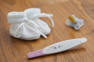 试管婴儿技术对女性可能存在的风险及其科学应对措施