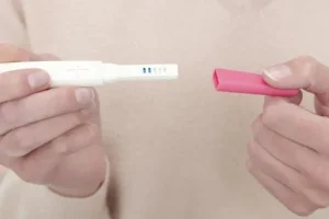 辅助生殖技术指南:费用、年龄限制与成功率分析